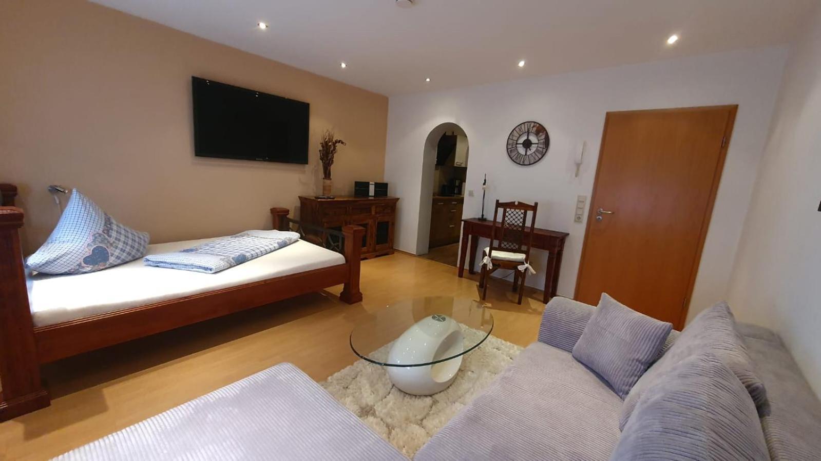 Pension Appartementhaus Central Nordhausen Luaran gambar
